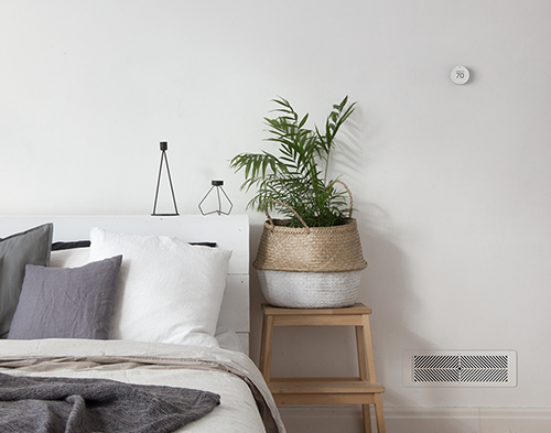 Bedroom with Puck 2 and Smart Vent on wall